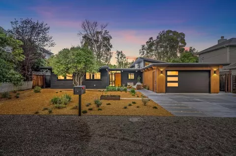 748 Kendall Ave, Palo Alto, CA 94306