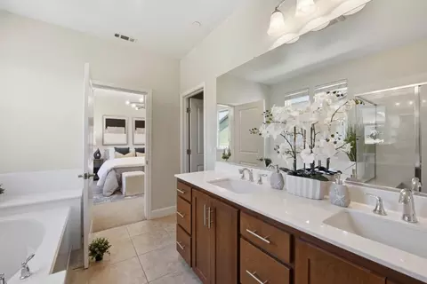 Bath - 180 Currlin Cir, Milpitas, CA 95035 photo 3 of 6