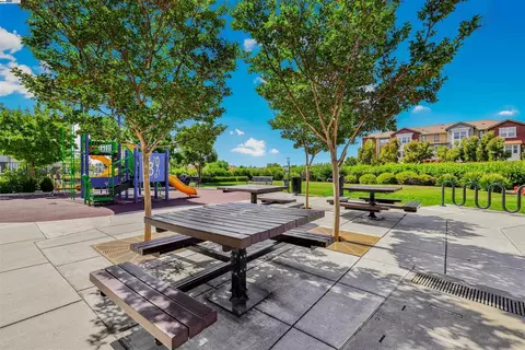 Exterior - 180 Currlin Cir, Milpitas, CA 95035 photo 6 of 6