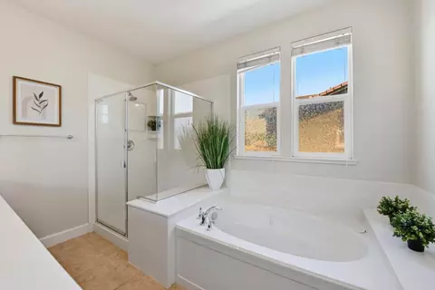 Bath - 180 Currlin Cir, Milpitas, CA 95035 photo 1 of 6