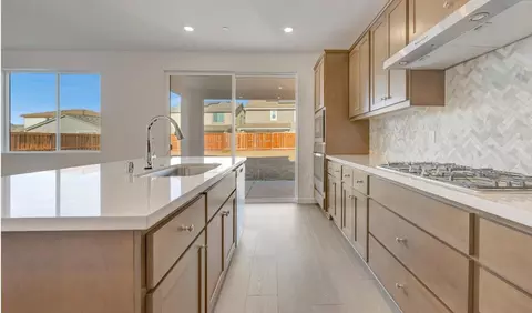 Kitchen - 15871 Cleary Ct, Lathrop, CA 95330 photo 1 of 1