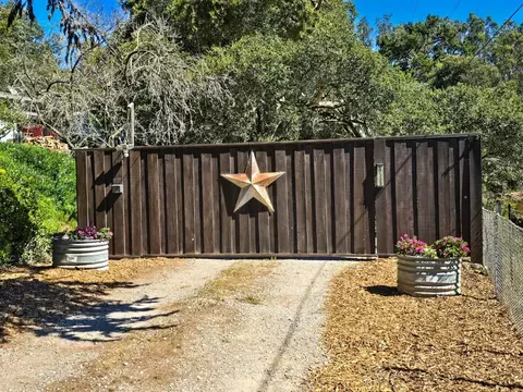 17329 Mcguffie Rd, Salinas, CA 93907