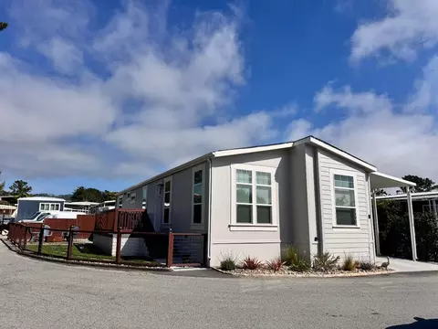 12 Pelican Cir 12, Half Moon Bay, CA 94019