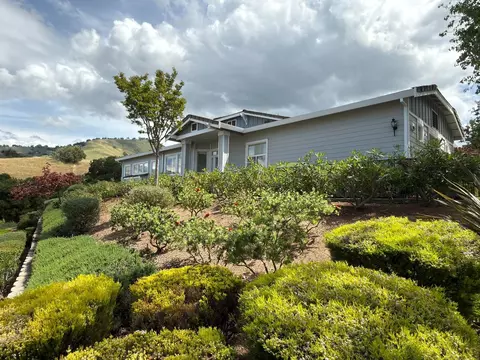 9017 Village View Dr, San Jose, CA 95135