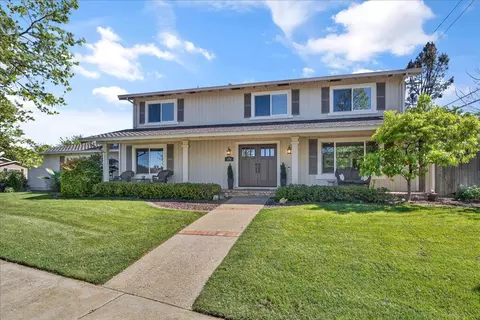 670 Roble Dr, Morgan Hill, CA 95037
