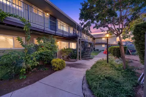 3598 Payne Ave 8, San Jose, CA 95117