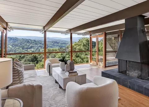 25 Cordova Ct, Portola Valley, CA 94028