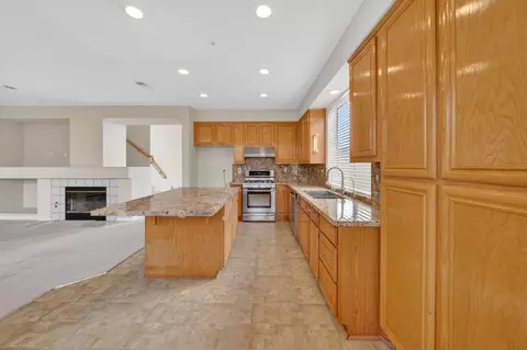 Kitchen - Riesling Way, Salinas, CA 93906 photo 2 of 5