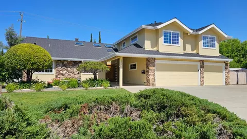 6894 Serenity Ct, San Jose, CA 95120