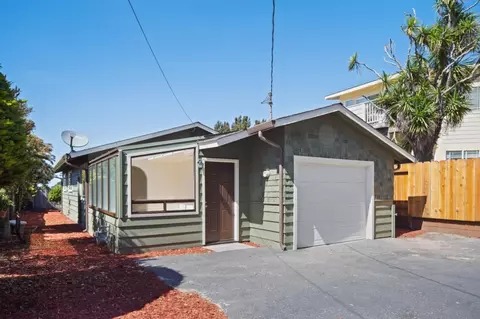 1114 Miles Ave, Pacific Grove, CA 93950