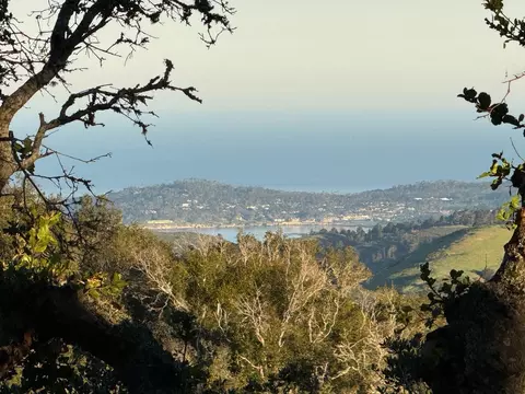 13 Cantera Run, Carmel, CA 93923