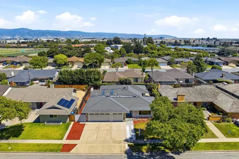 View/Area - 31 La Mirada Ct, Salinas, CA 93901 photo 1 of 5