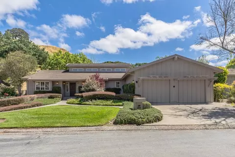25683 Meadowview Ct, Salinas, CA 93908