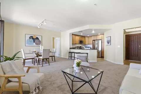 809 Auzerais Ave 322, San Jose, CA 95126