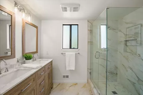 Bath - Godfrey Ave, Gilroy, CA 95020 photo 1 of 9