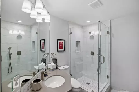 Bath - 14390 Mountain Quail Rd, Salinas, CA 93908 photo 9 of 9