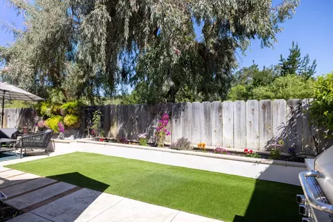 Exterior - 14390 Mountain Quail Rd, Salinas, CA 93908 photo 7 of 12