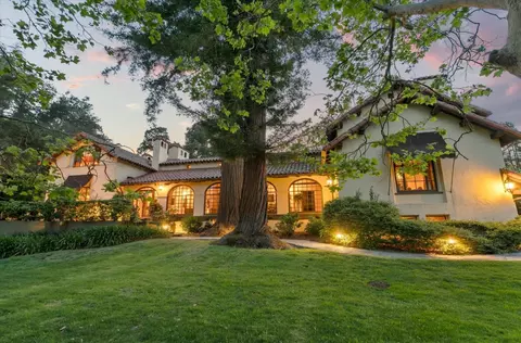 18000 Overlook Rd, Los Gatos, CA 95030