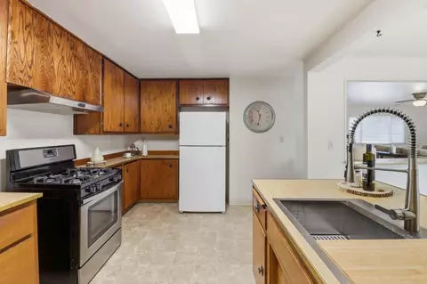 Kitchen - 159 Laurel Dr, Felton, CA 95018 photo 3 of 7