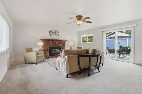 Living - 159 Laurel Dr, Felton, CA 95018 photo 3 of 4