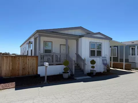 144 Holm Rd 112, Watsonville, CA 95076