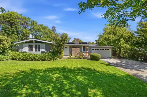 3372 Mildred Ln, Lafayette, CA 94549