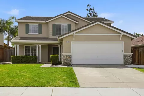 2592 Glenview Dr, Hollister, CA 95023