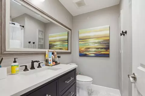 Bath - 292 Falcato Dr, Milpitas, CA 95035 photo 4 of 4