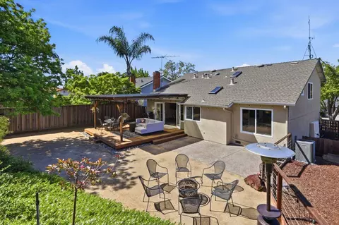 Exterior - 292 Falcato Dr, Milpitas, CA 95035 photo 7 of 9