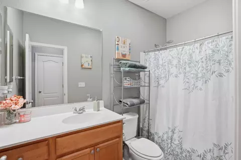 Bath - 1217 Palermo Ct, Salinas, CA 93905 photo 1 of 2