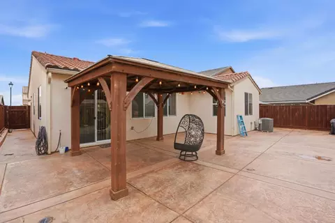 Exterior - 1217 Palermo Ct, Salinas, CA 93905 photo 5 of 7