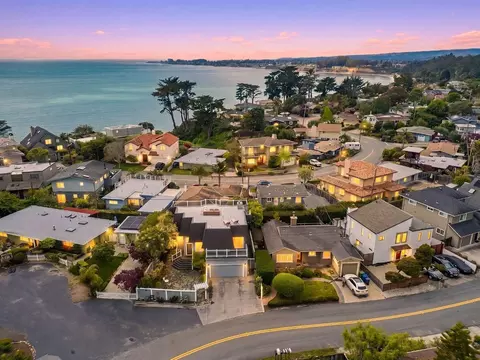 View/Area - 523 Middlefield Dr, Aptos, CA 95003 photo 5 of 6