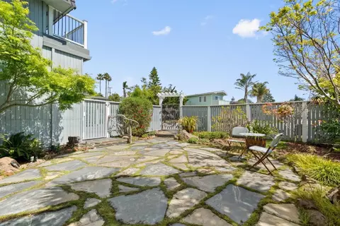 Exterior - 523 Middlefield Dr, Aptos, CA 95003 photo 8 of 15