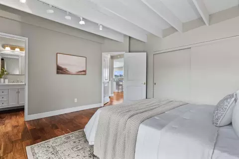 Bedroom - 523 Middlefield Dr, Aptos, CA 95003 photo 3 of 6