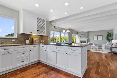 Kitchen - 523 Middlefield Dr, Aptos, CA 95003 photo 5 of 5