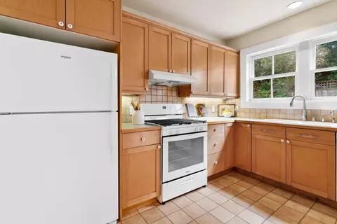 Kitchen - 2900 S Main St, Soquel, CA 95073 photo 5 of 6