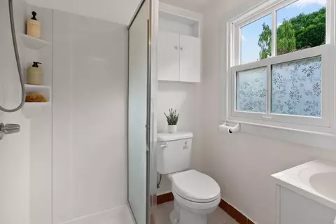 Bath - 2900 S Main St, Soquel, CA 95073 photo 3 of 3