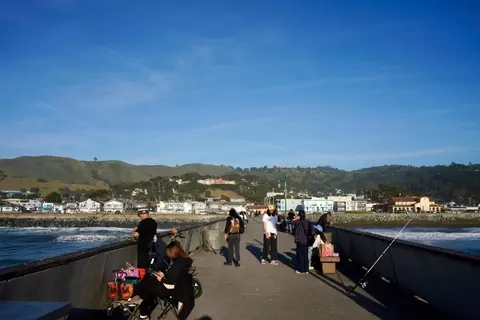 View/Area - 85 Clarendon Rd, Pacifica, CA 94044 photo 14 of 17