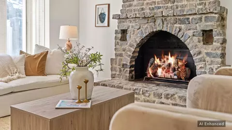 Living - 85 Clarendon Rd, Pacifica, CA 94044 photo 2 of 7