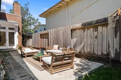 Exterior - 85 Clarendon Rd, Pacifica, CA 94044 photo 8 of 15