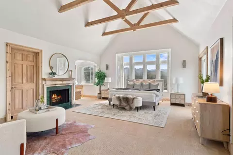Bedroom - 85 Clarendon Rd, Pacifica, CA 94044 photo 2 of 10