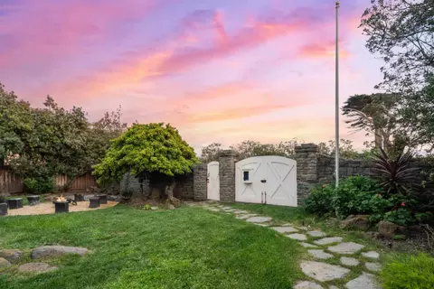 Exterior - 85 Clarendon Rd, Pacifica, CA 94044 photo 3 of 15