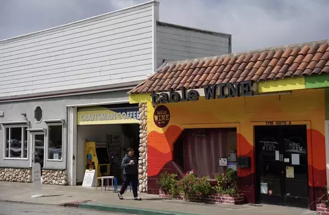 Exterior - 85 Clarendon Rd, Pacifica, CA 94044 photo 13 of 15