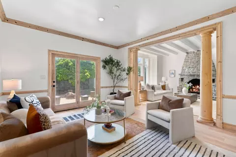 Living - 85 Clarendon Rd, Pacifica, CA 94044 photo 5 of 7