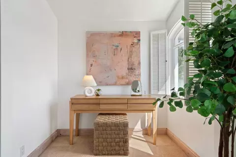 Entry Way - 85 Clarendon Rd, Pacifica, CA 94044 photo 2 of 2