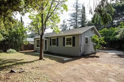 2027 Carol Ave, Mountain View, CA 94040