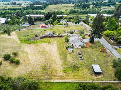 View/Area - 295 Wheelock Rd, Watsonville, CA 95076 photo 4 of 7