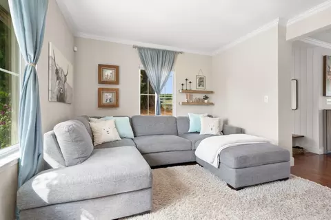 Living - 295 Wheelock Rd, Watsonville, CA 95076 photo 3 of 3