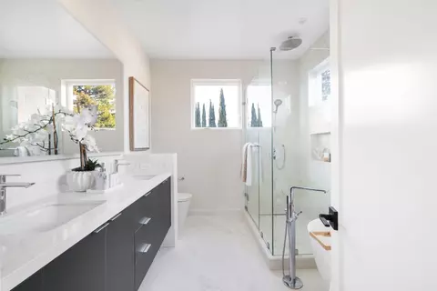 Bath - 10476 S Stelling Rd, Cupertino, CA 95014 photo 1 of 6