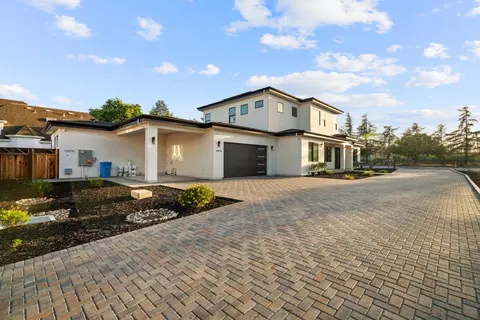 Exterior - 10476 S Stelling Rd, Cupertino, CA 95014 photo 4 of 8